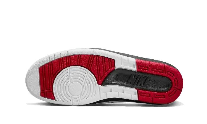 Jordan 2 Retro OG Chicago (2022) 3/3