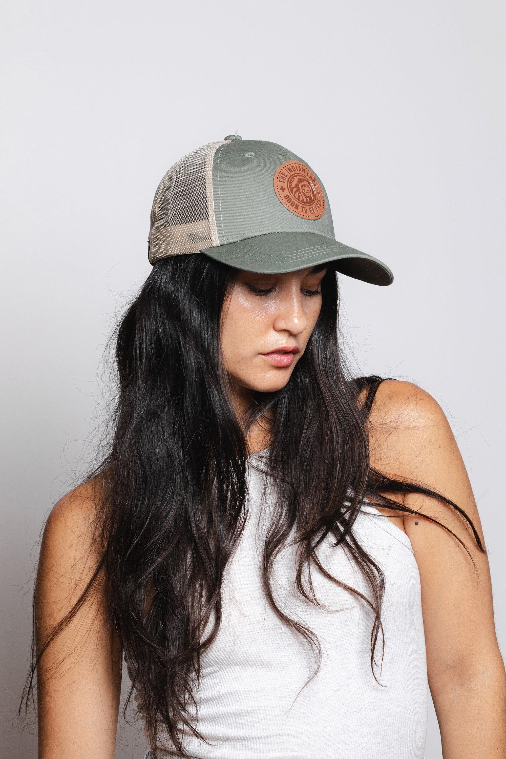 Gorra Born To Be Free The Indian Face trucker ajustable verde beige 6/7