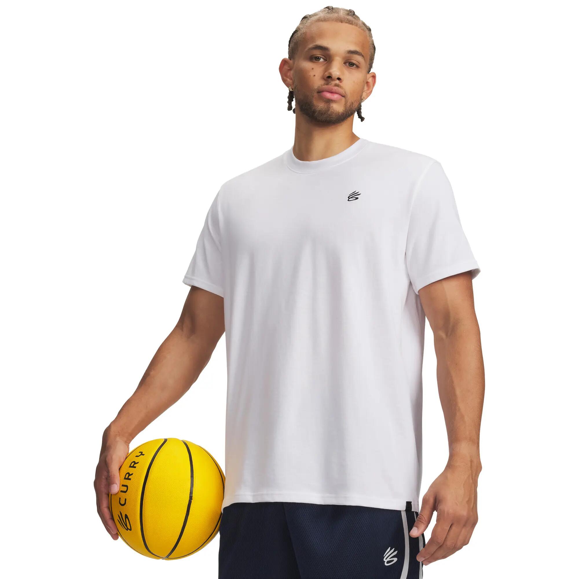 UNDER ARMOUR picture