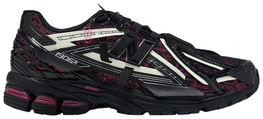 NEW BALANCE picture