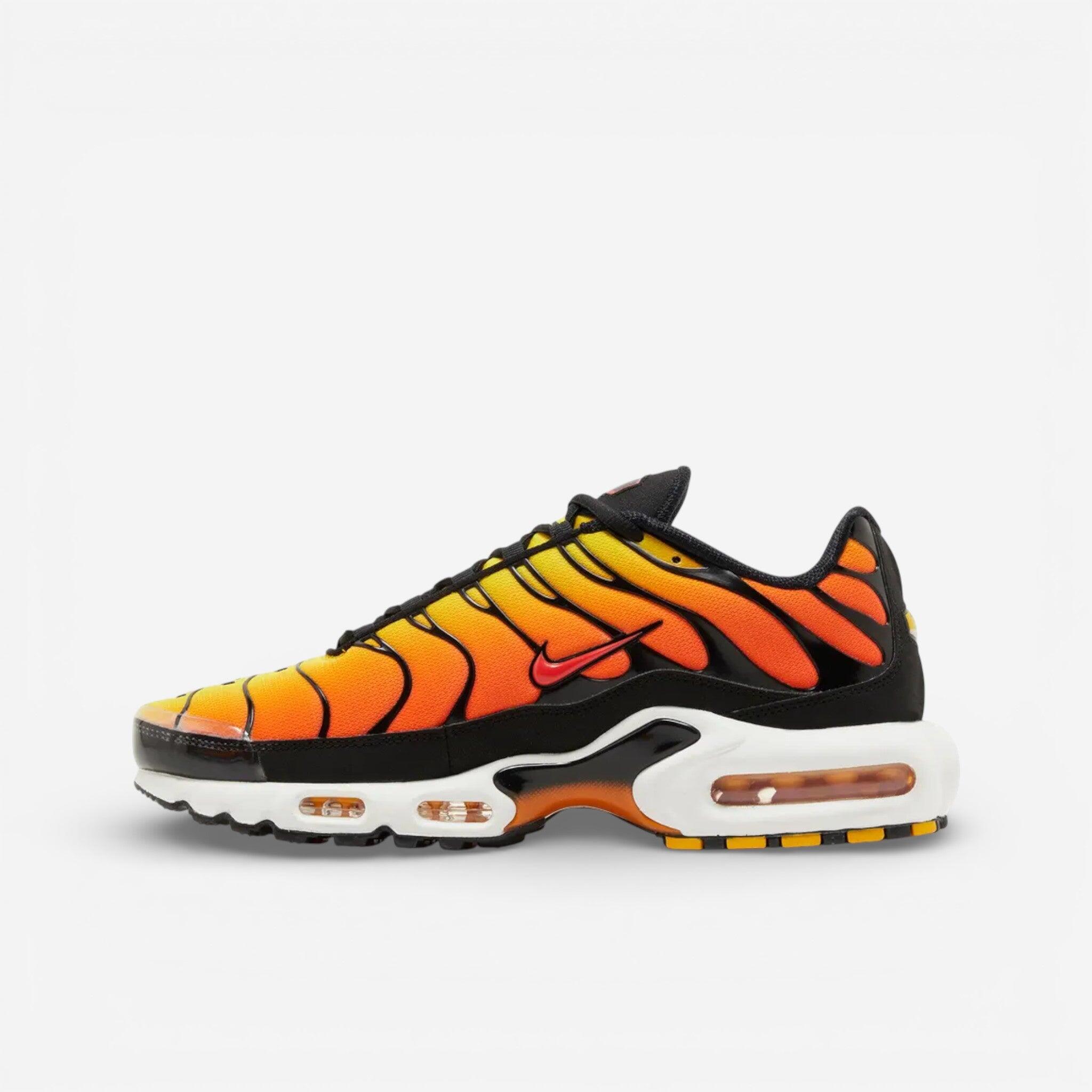 Nike Air Max Plus Sunset (2024) 2/3