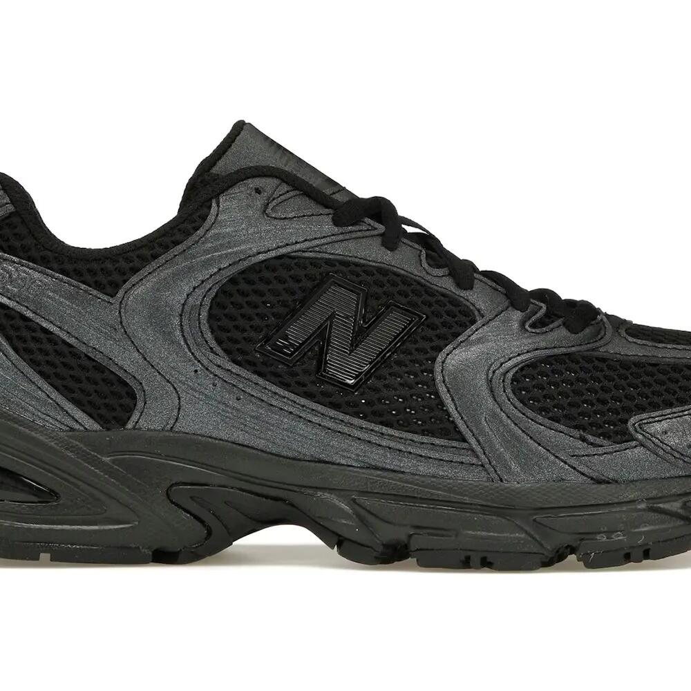 BLACK / GREY