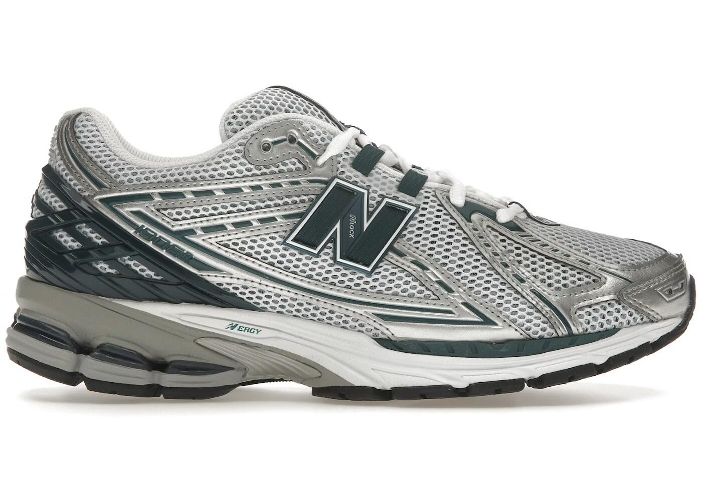 NEW BALANCE picture