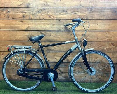 Batavus stadsfiets, zwarte city bike - pre-owned, met standaard en verlichting
