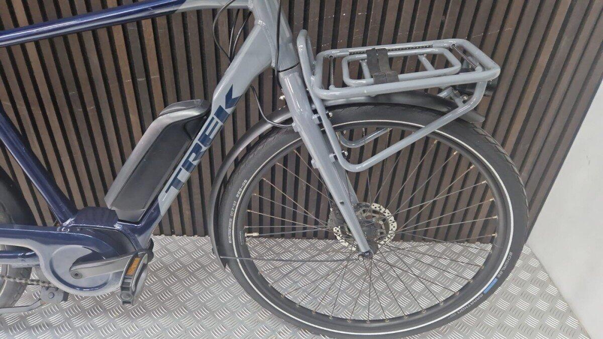 Trek e-stadsfiets 57 cm, 7v, blauw, gebruikt 2/3