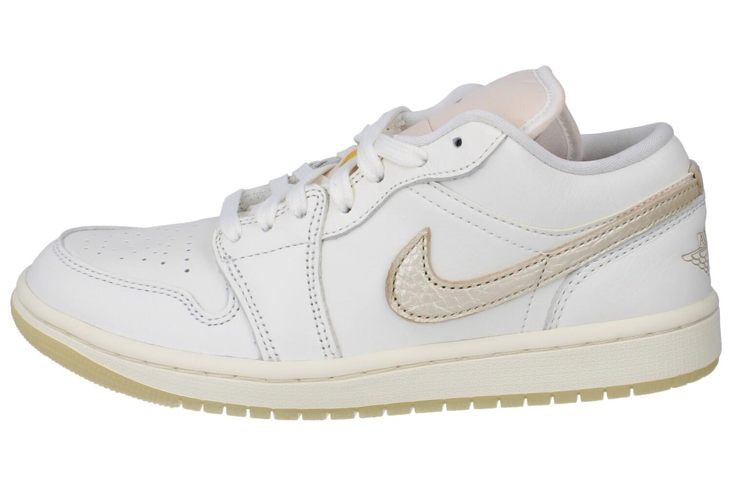 Air Jordan 1 Low SE Metallic Team Gold (Women's) 6/6