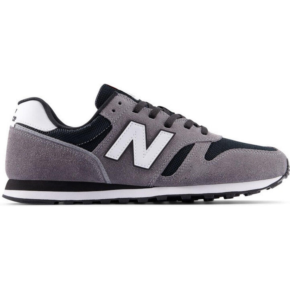 NEW BALANCE picture