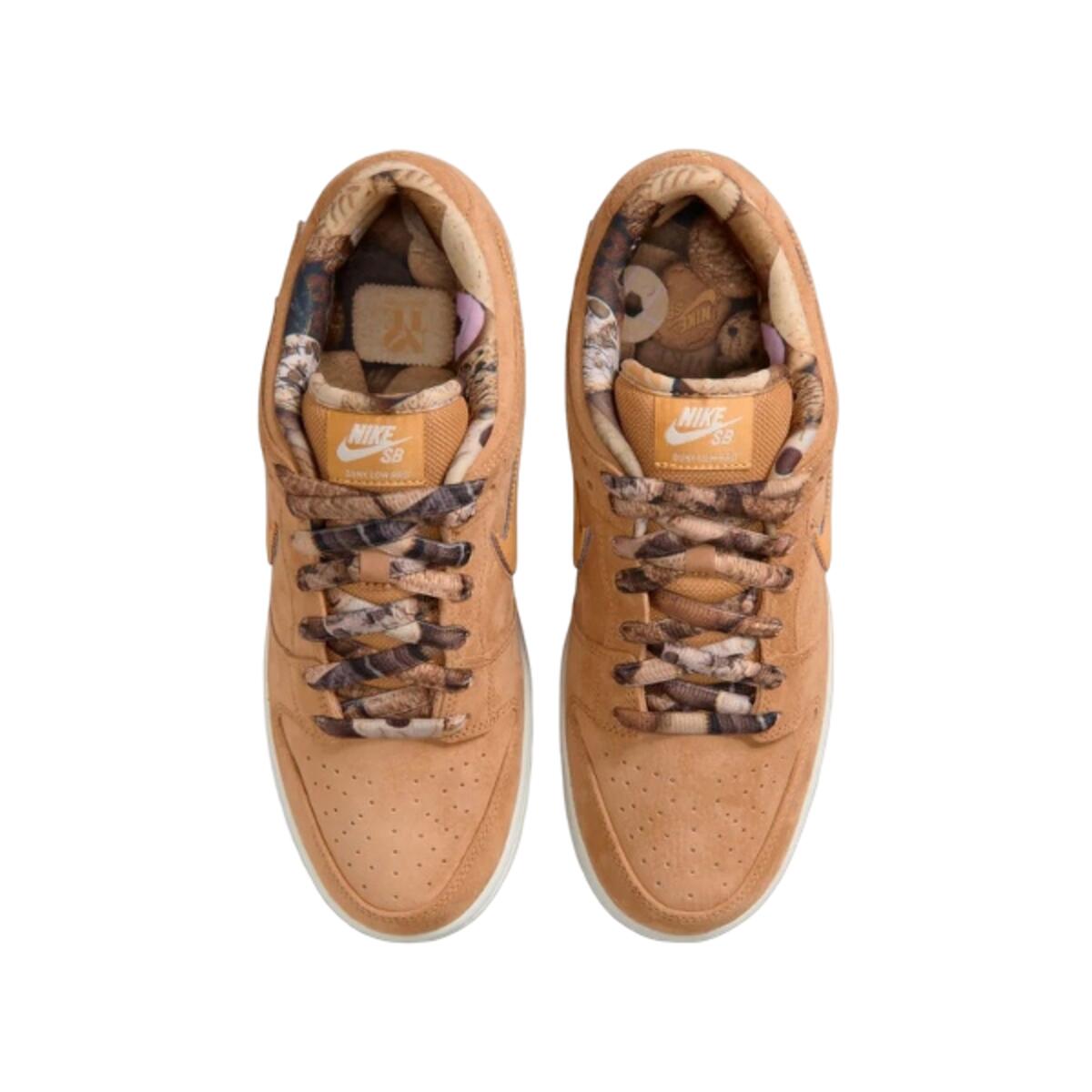 Chaussures  SB Dunk Low Pro NOTE Shop Manchester Brew and Biscuits 4/4
