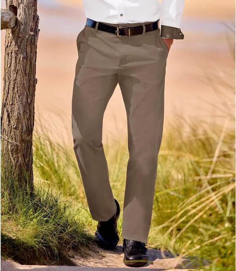 Stretch-Chino in Taupe 2/4