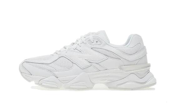 9060 Triple White