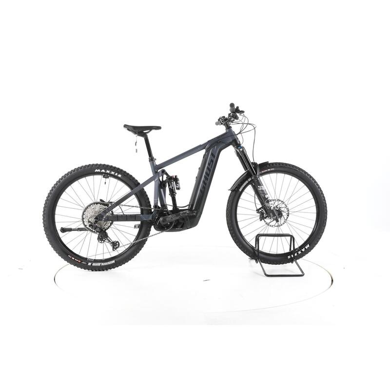 ee592f1c-d594-4bbc-8c34-ca7e4f9e8bd1_c251