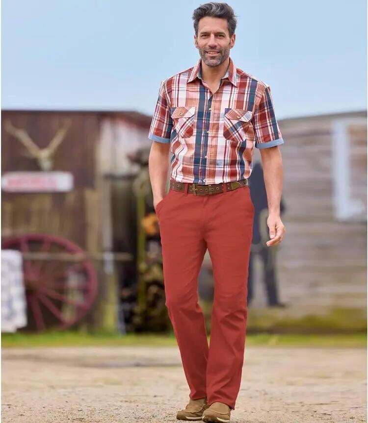 Chino-Hose aus ziegelrotem Stretch-Twill 3/3