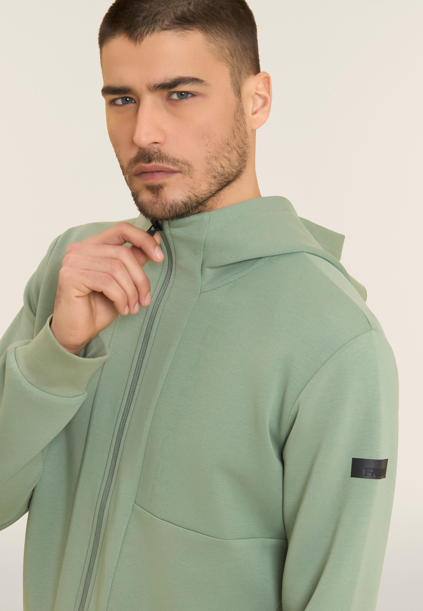 Sweat-shirt à la coupe ample à capuche et fermeture à glissière avec poches zipp 4/5