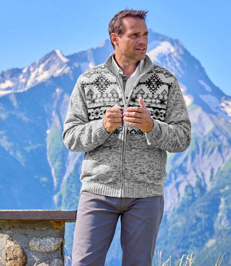 Strickjacke mit Jacquard-Muster und Teddyfutter 2/4