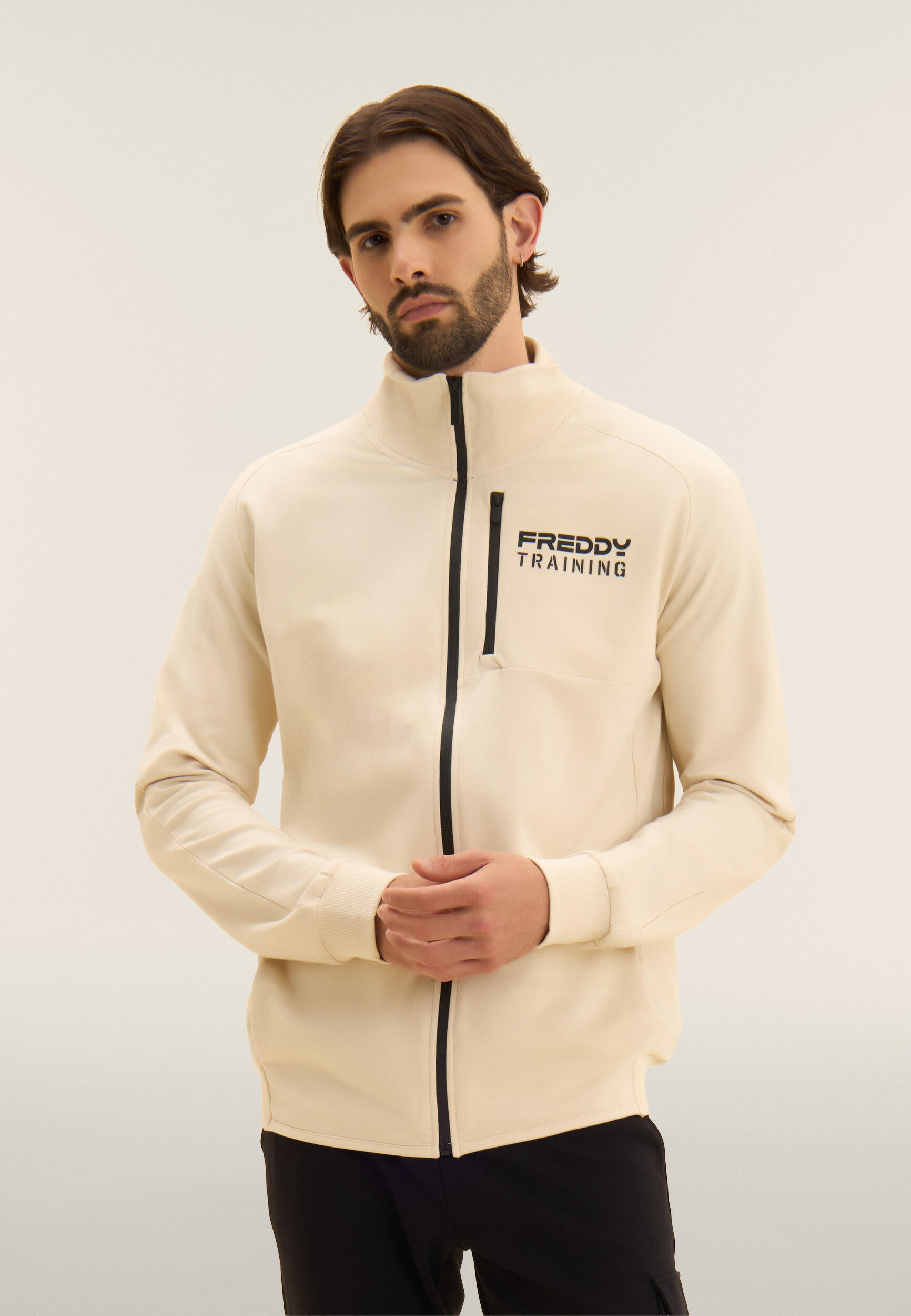 Felpa zip con taschino e cuciture sportive 2/4