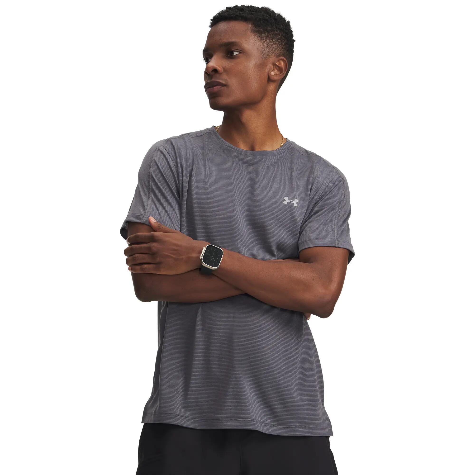 UNDER ARMOUR picture