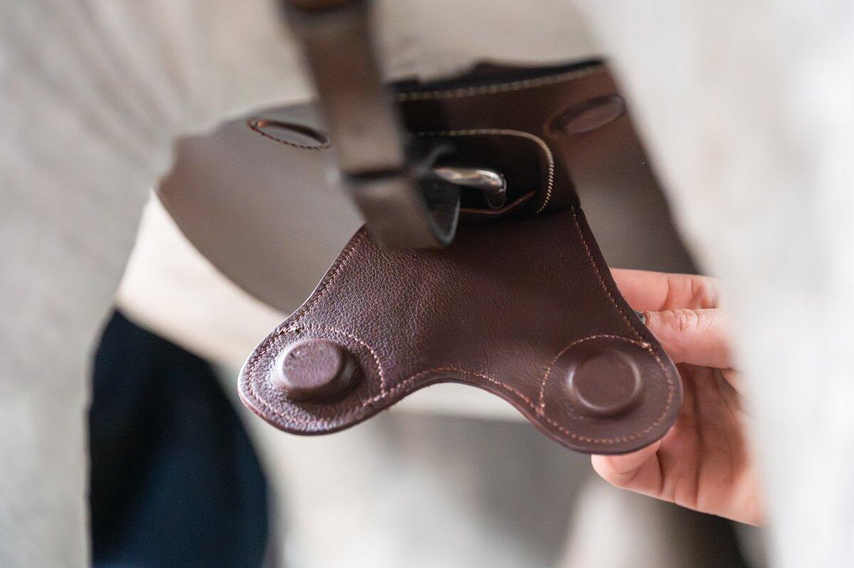 Sangle bavette d'équitation avec aimants HFI 4/6