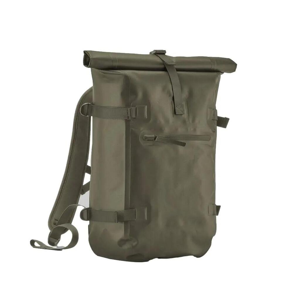 Waterproof backpack with zipped front pocket Quadra