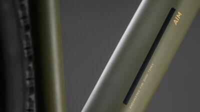 Cube aim slx dustyolive/gold, mountainbike 12-speed, hydraulische remmen