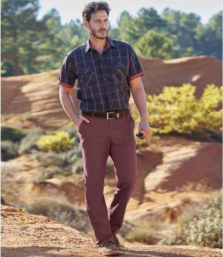 Bordeauxrote Chino-Hose mit Stretch-Effekt 4/4