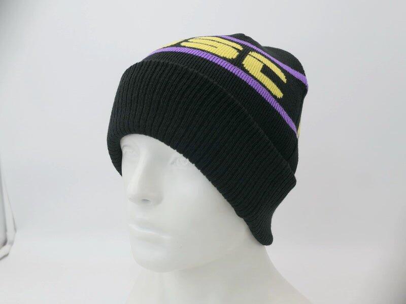 Bonnet Après Noir/Violet/Jaune 5/6