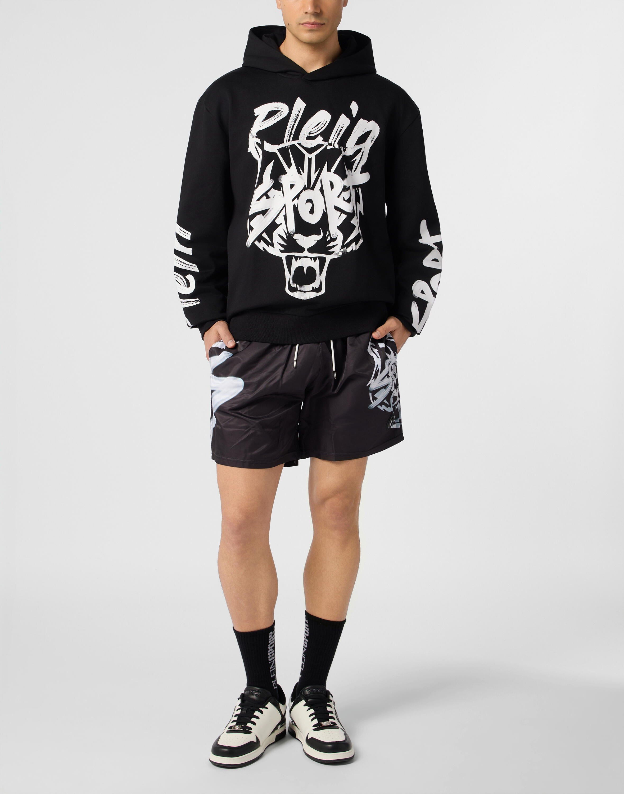 Sweatshirt Com Capuz 2/5