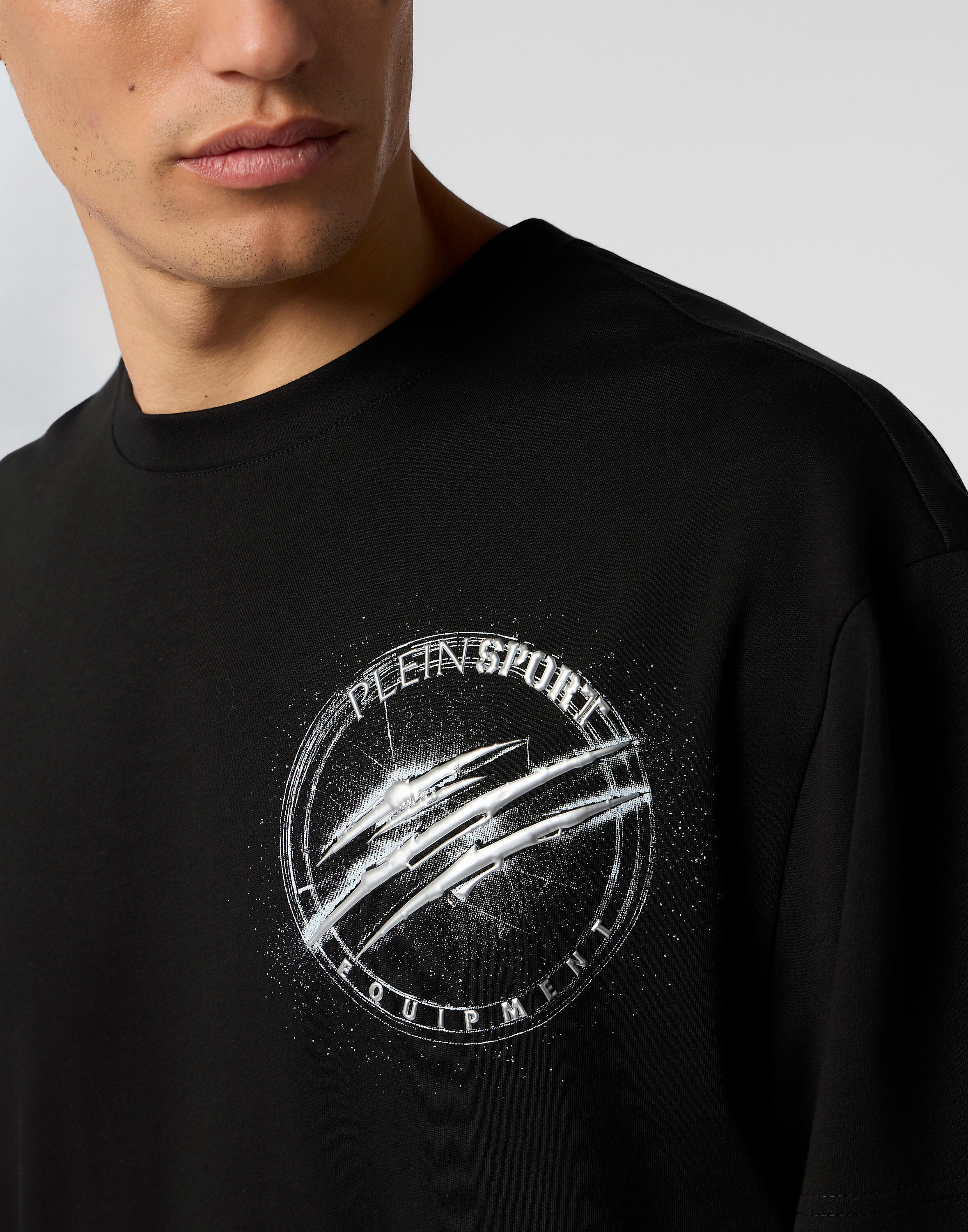 Round Neck T-Shirt Chrome Scratch Edition 5/5