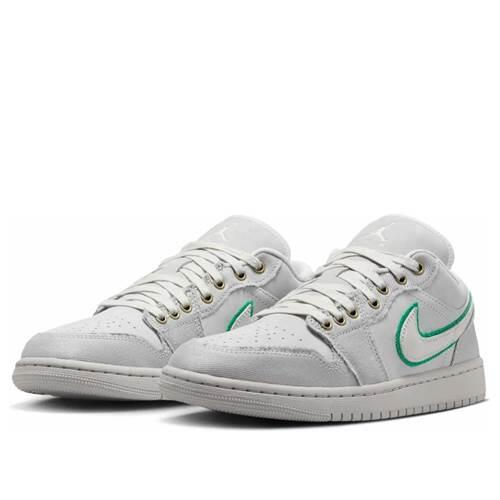 Chaussures universel femmes Nike Air Jordan 1 Low SE 2/5
