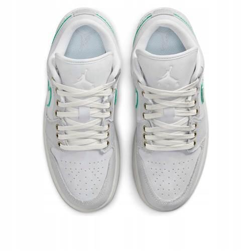 Chaussures universel femmes Nike Air Jordan 1 Low SE 4/5