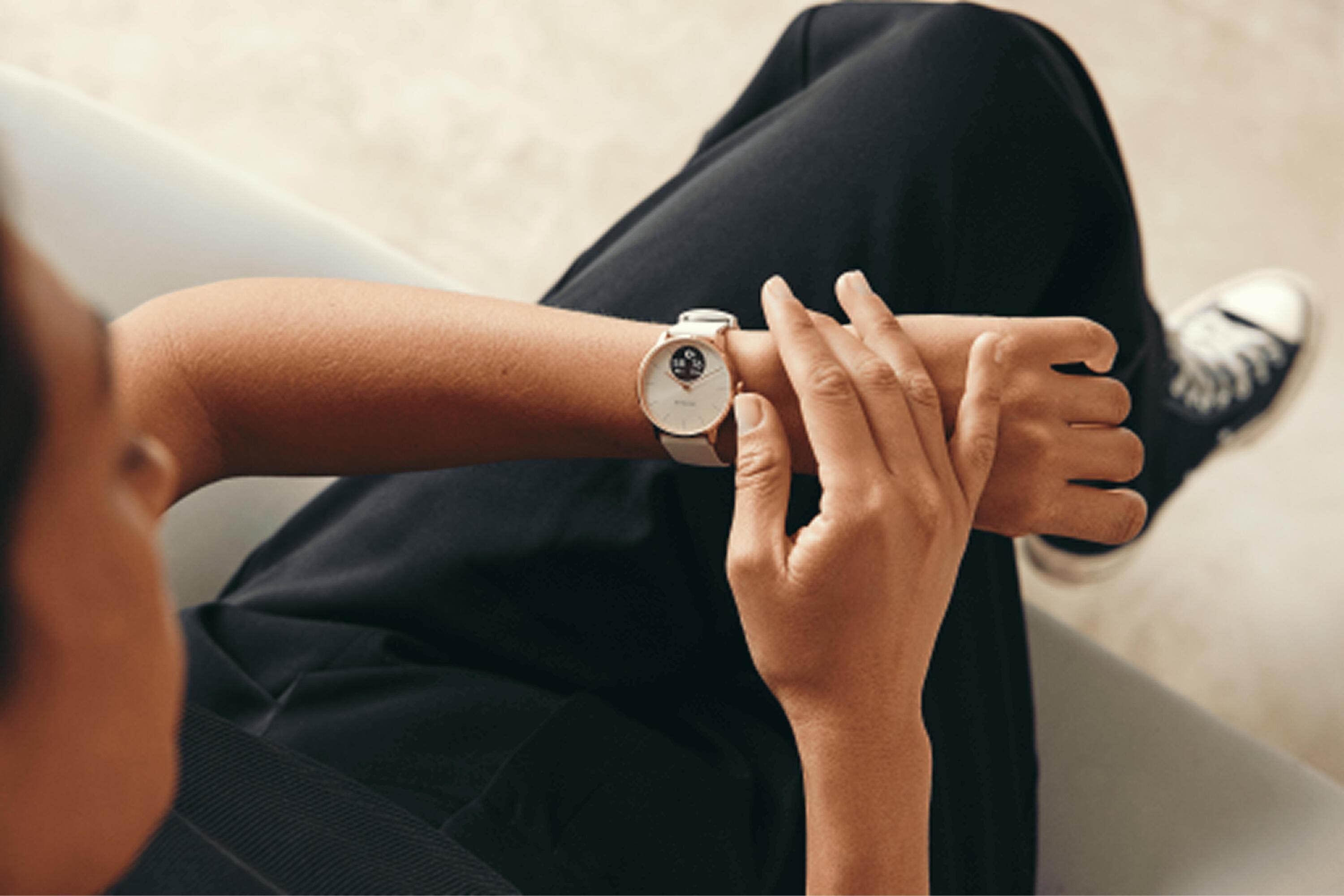 WITHINGS ScanWatch Light - Reloj inteligente salud cardiovascular, 37mm Oro Rosa 5/5