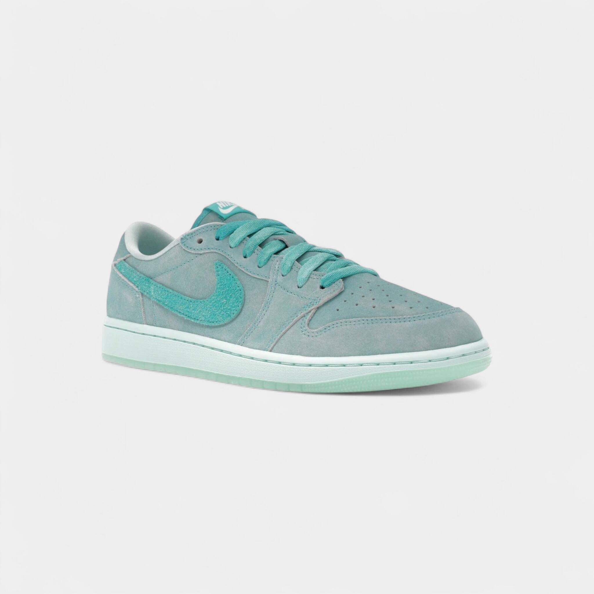 Jordan 1 Retro Low OG Washed Teal (Women's) 2/4