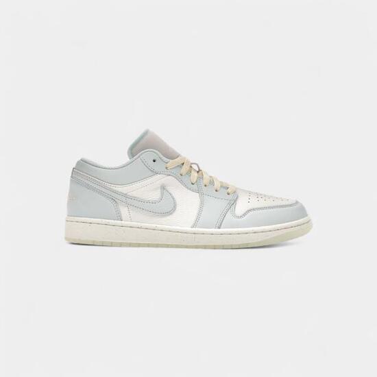 Jordan 1 Low SE Glacier Blue Summit White