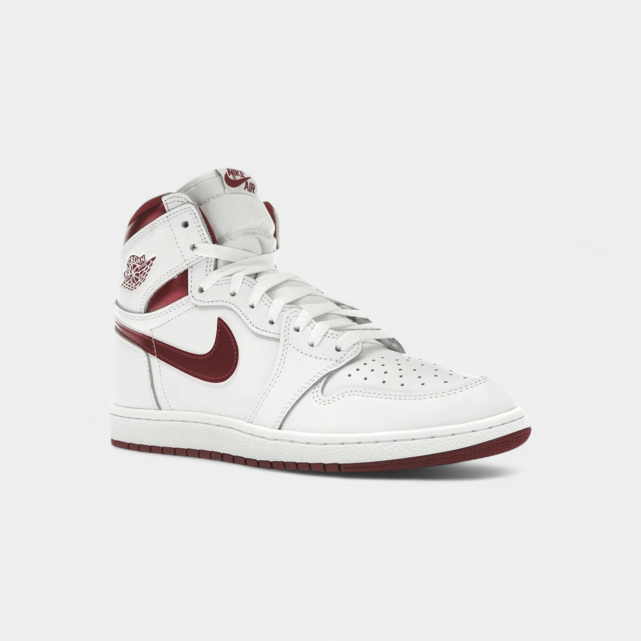 Jordan 1 Retro High '85 OG Metallic Burgundy 2/4