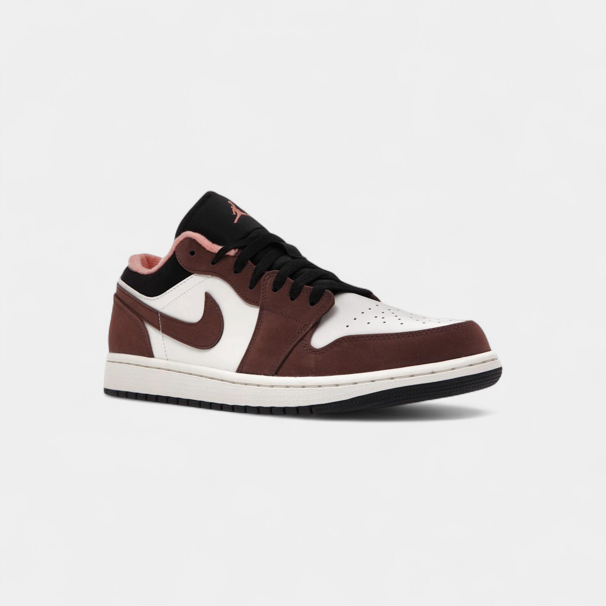 Jordan 1 Low Mocha 2/4