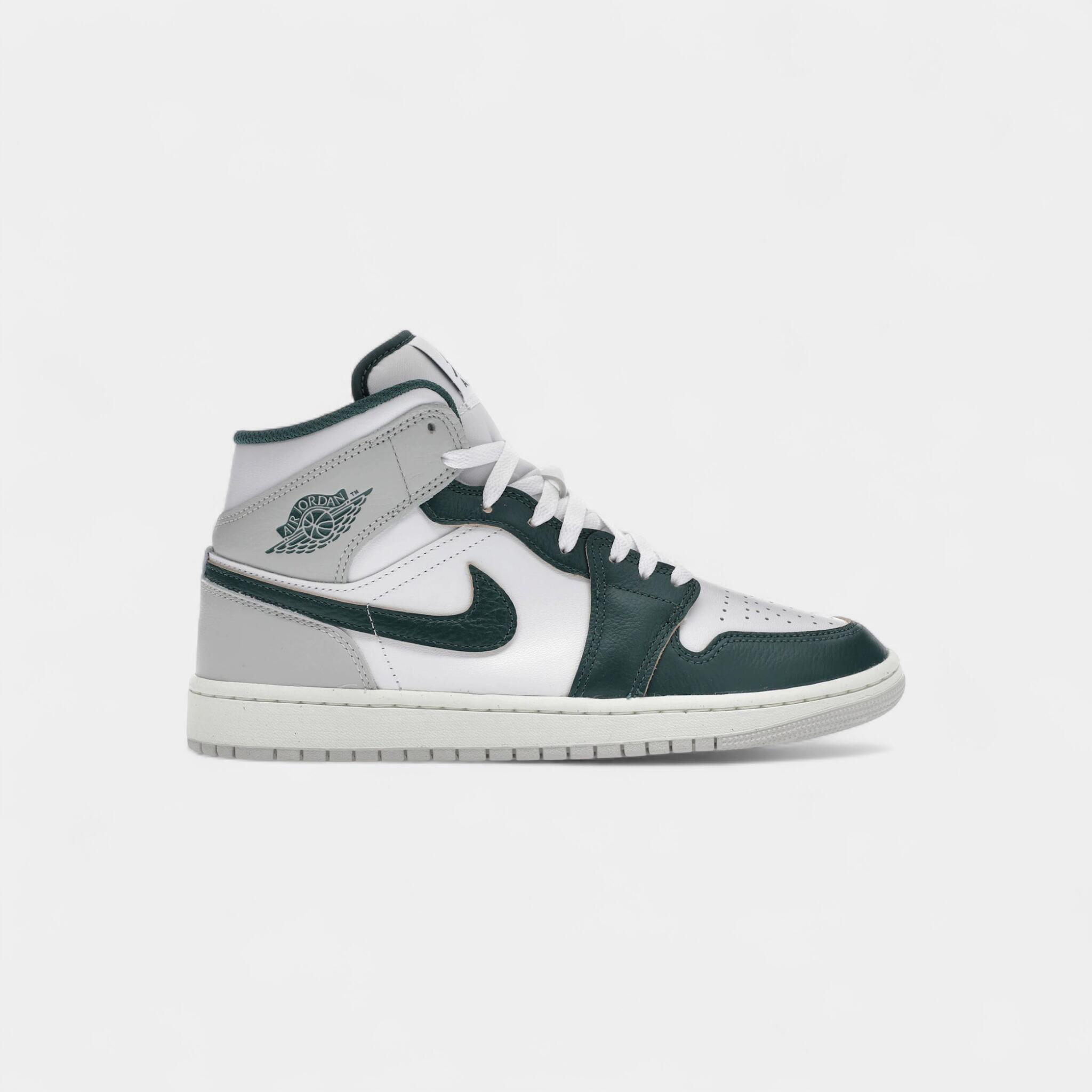 Jordan 1 Mid SE Oxidized Green 1/4