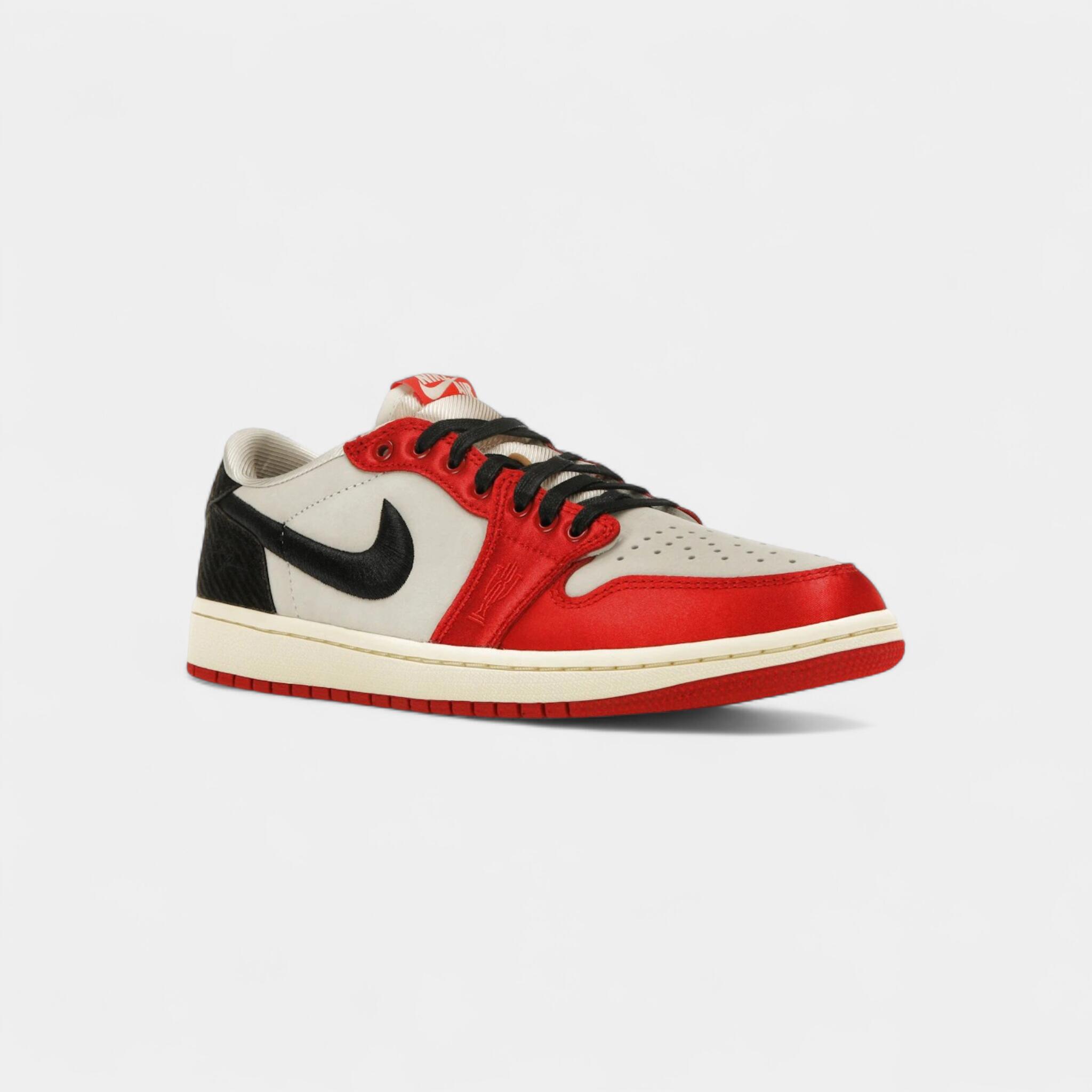 Jordan 1 Retro Low OG Trophy Room Rookie Card Away 2/4