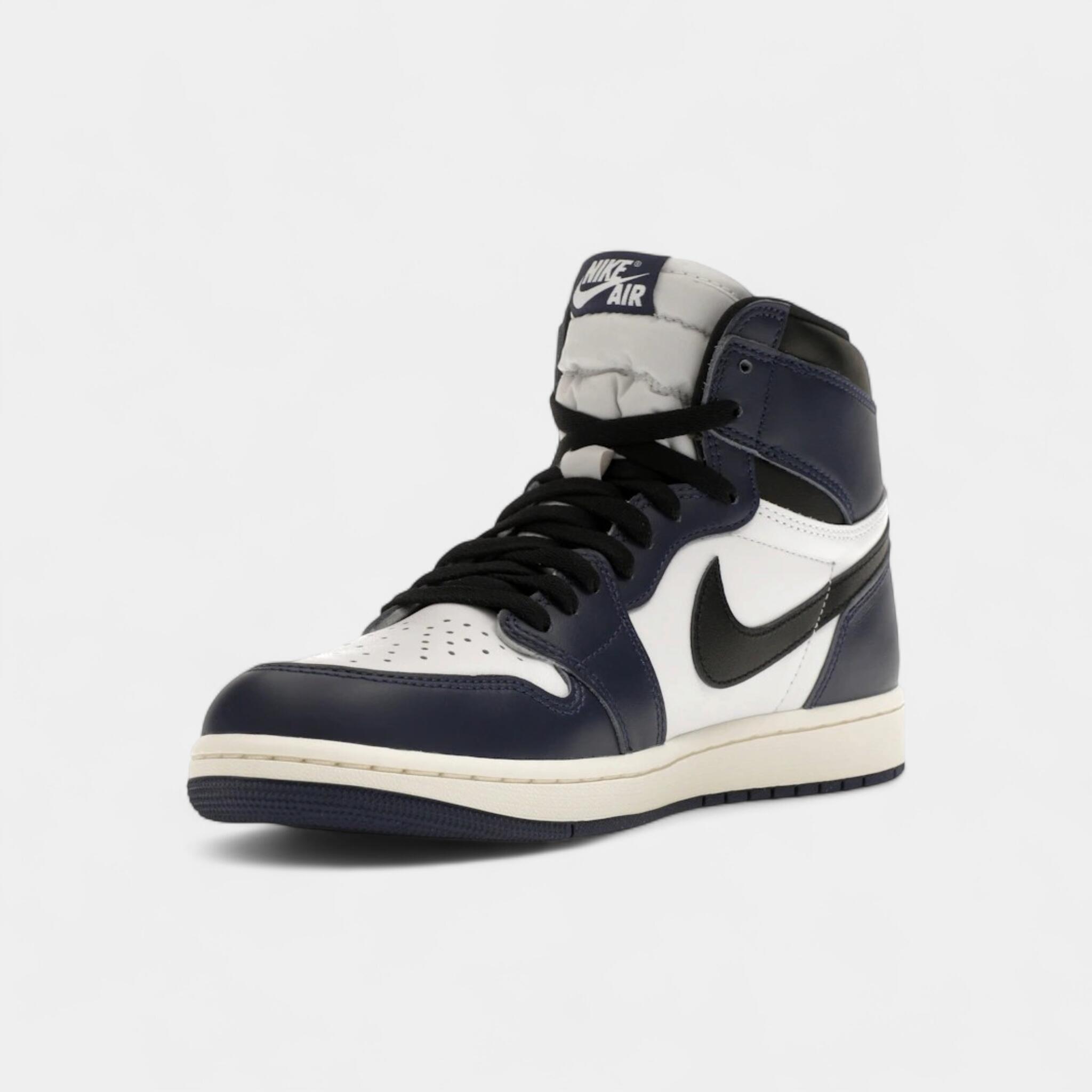 Jordan 1 Retro High OG Midnight Navy 3/4