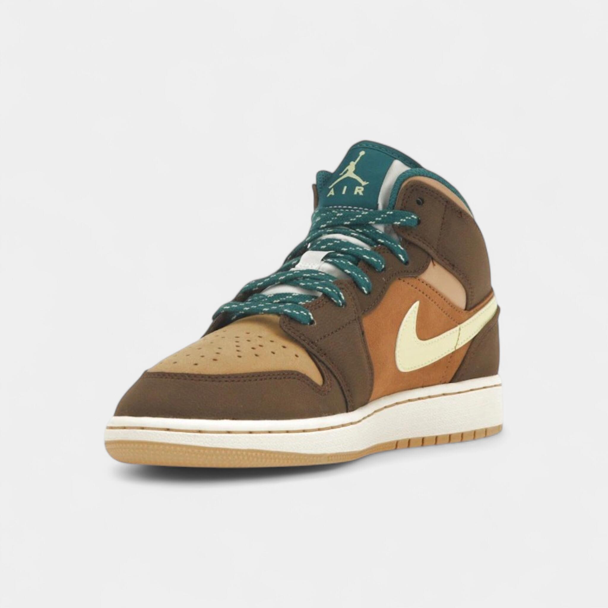 Jordan 1 Mid Cacao Wow (GS) 3/4