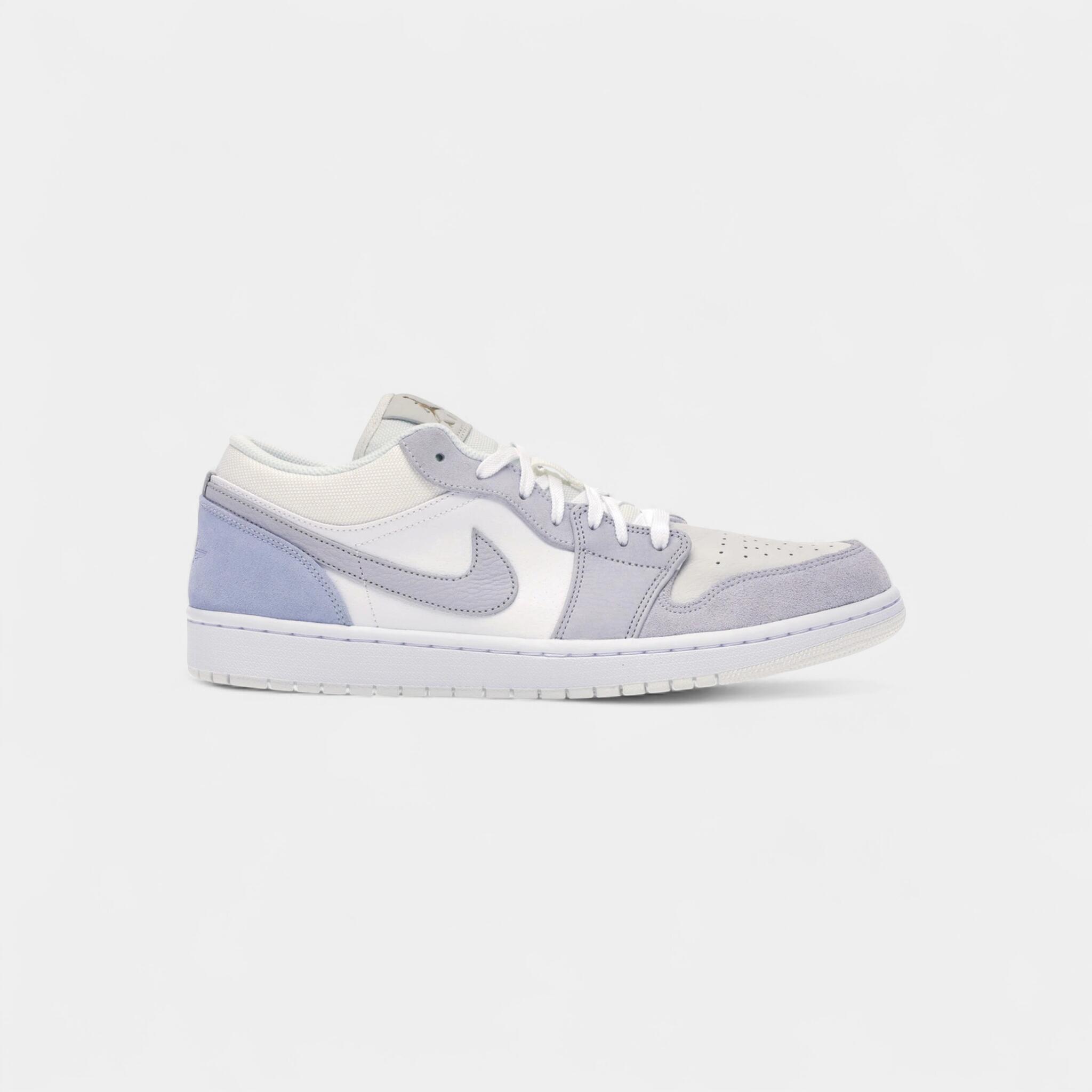 Jordan 1 Low Paris 1/4