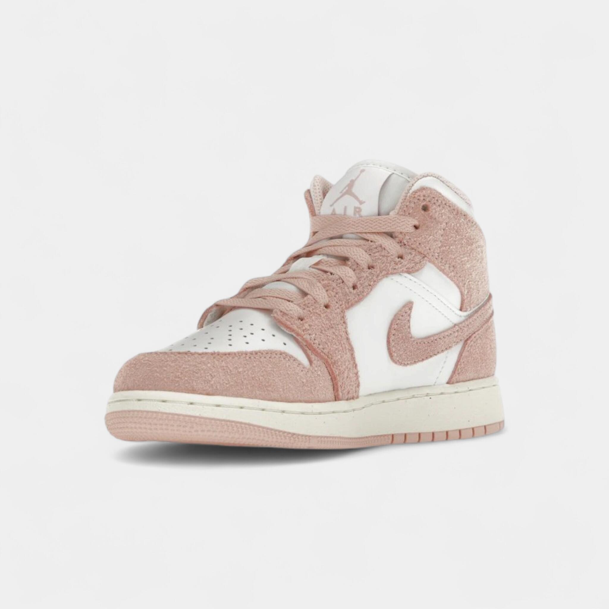 Jordan 1 Mid SE Legend Pink (GS) 3/4