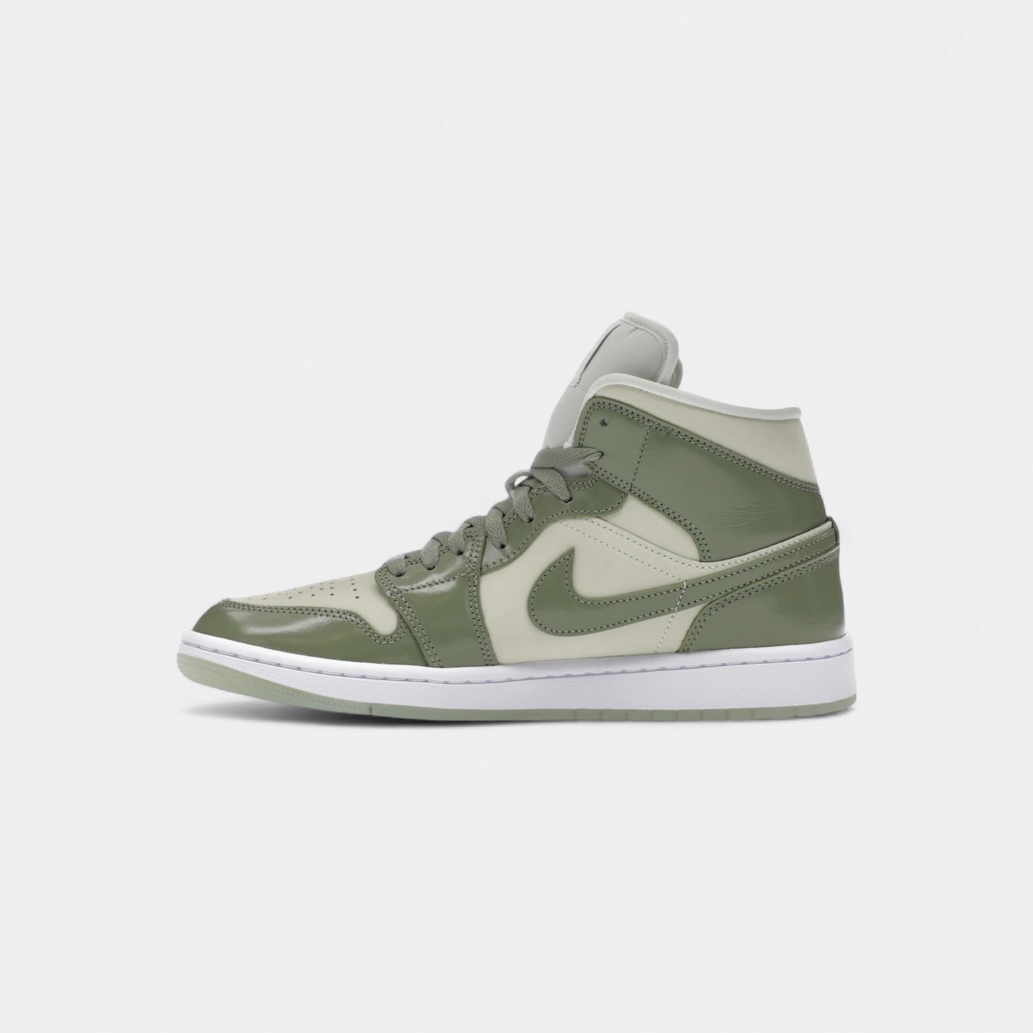 Jordan 1 Mid SE Sea Glass Oil Green (Women's) 4/4