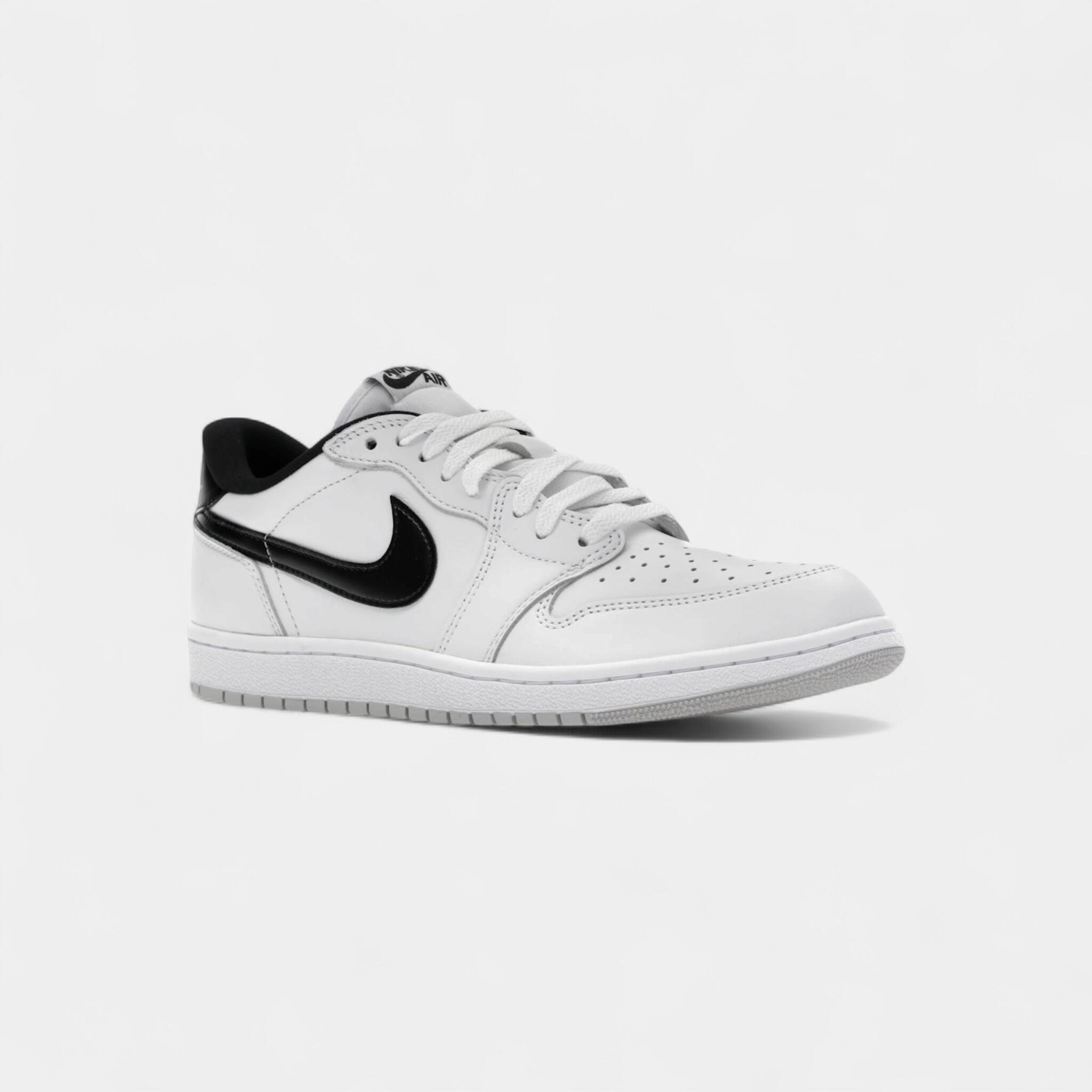 Jordan 1 Retro Low '85 Metallic Black 2/4
