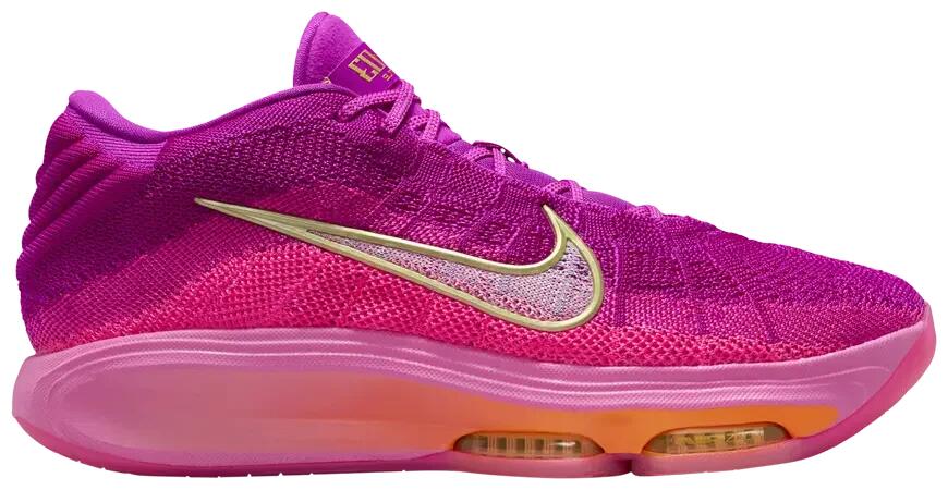 NIKE picture