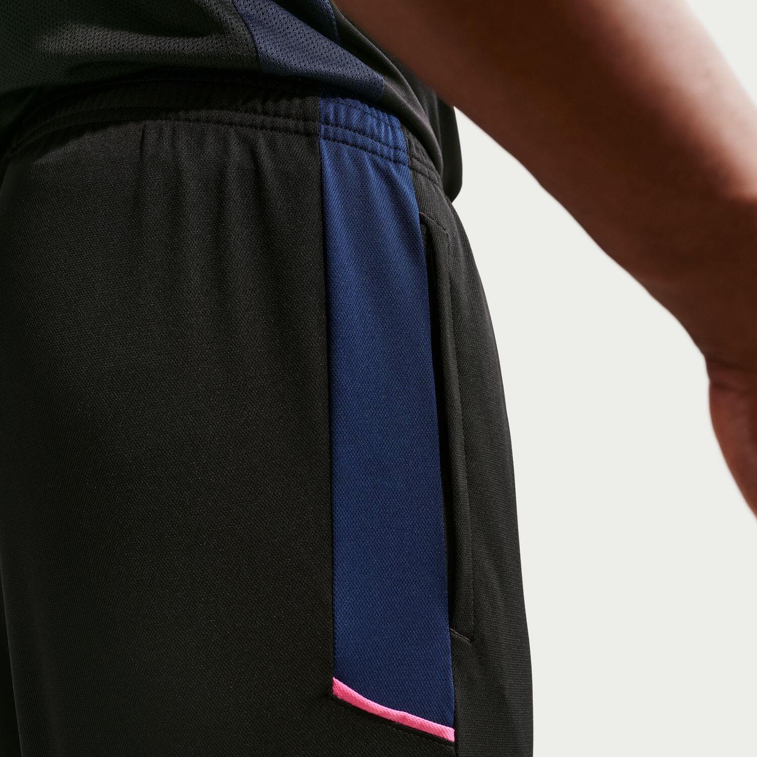 Chandal completo Nike modelo 077-52673926005075 para unisex 6/7