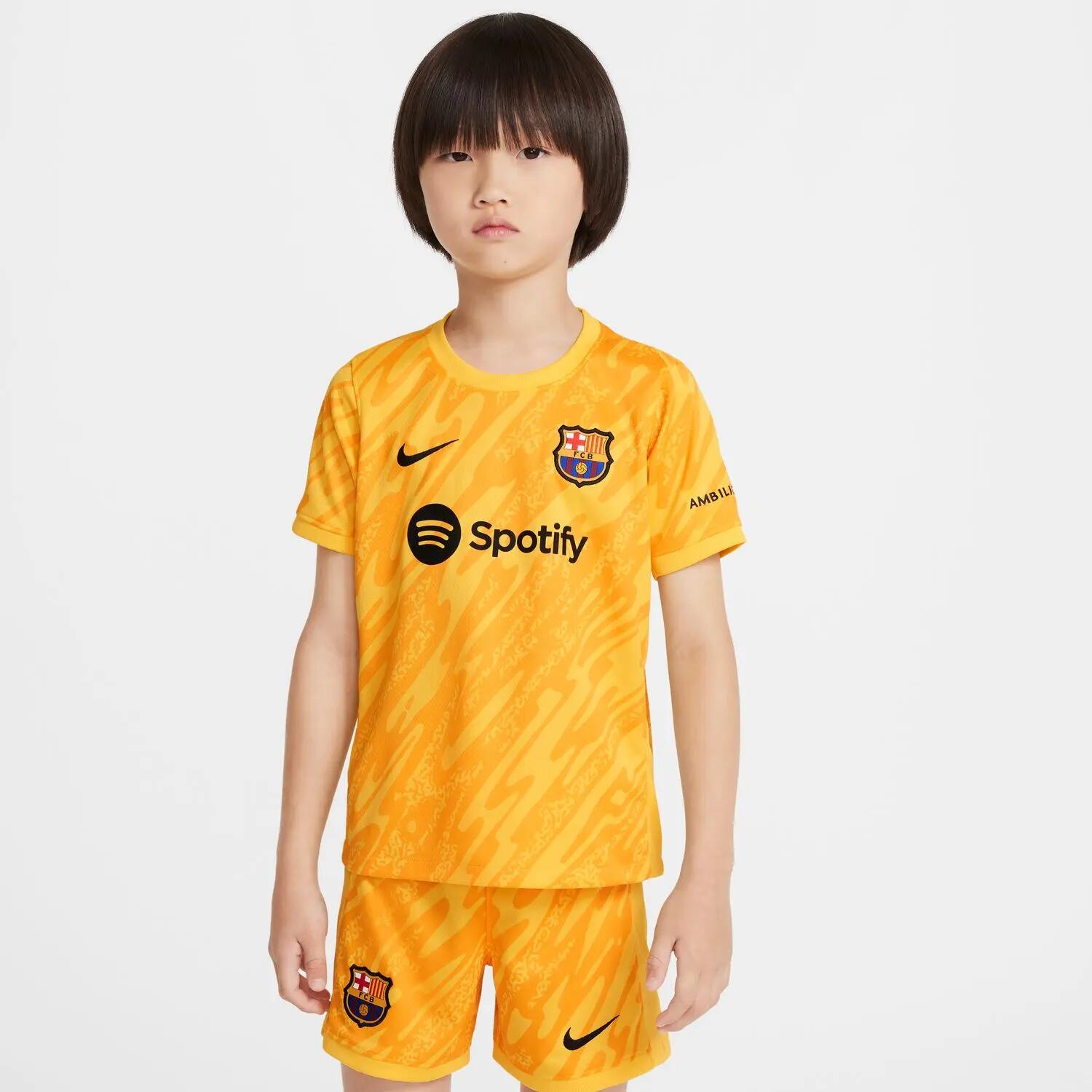 NIKE picture