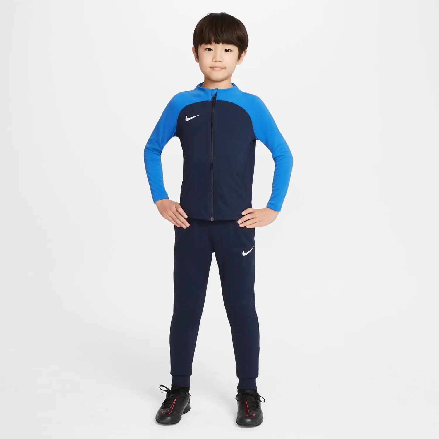 NIKE picture