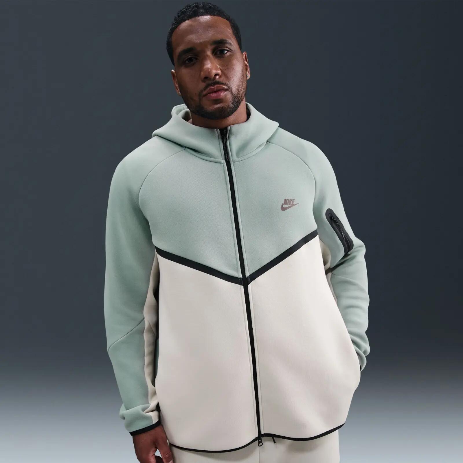 NIKE picture