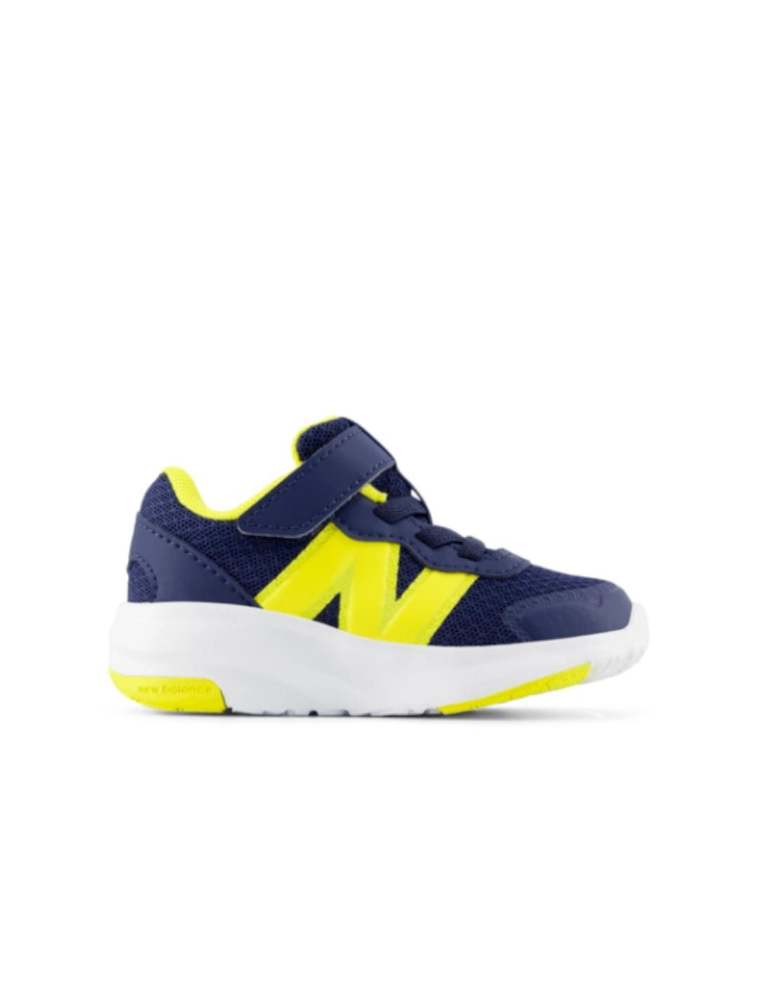 NEW BALANCE picture