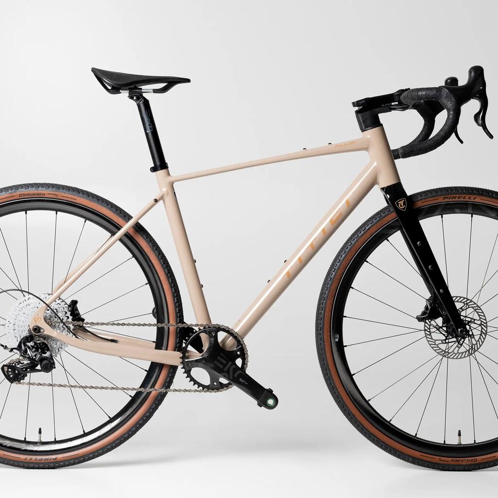 BEIGE / BLACK