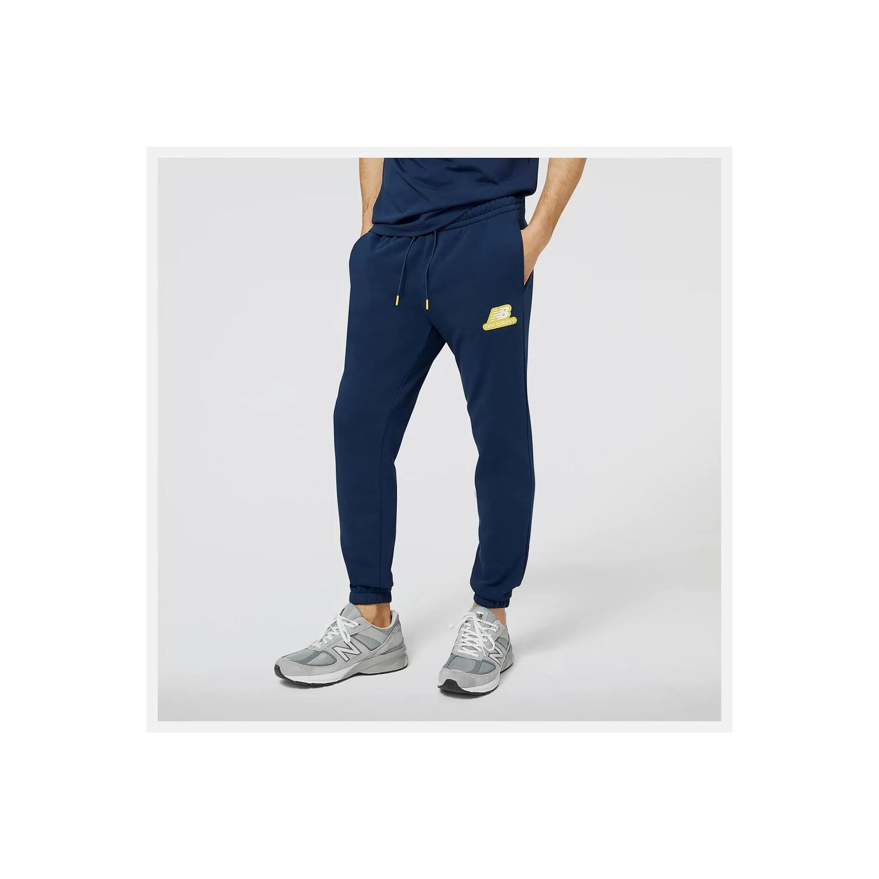 NEW BALANCE picture